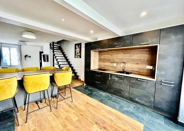 House Near Paris/Stade De France